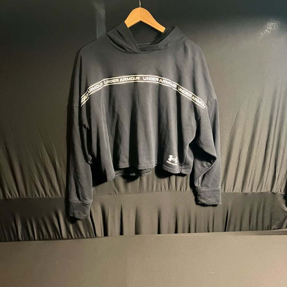 Under Armour Graphic Crop Hoodie Size LG Black
